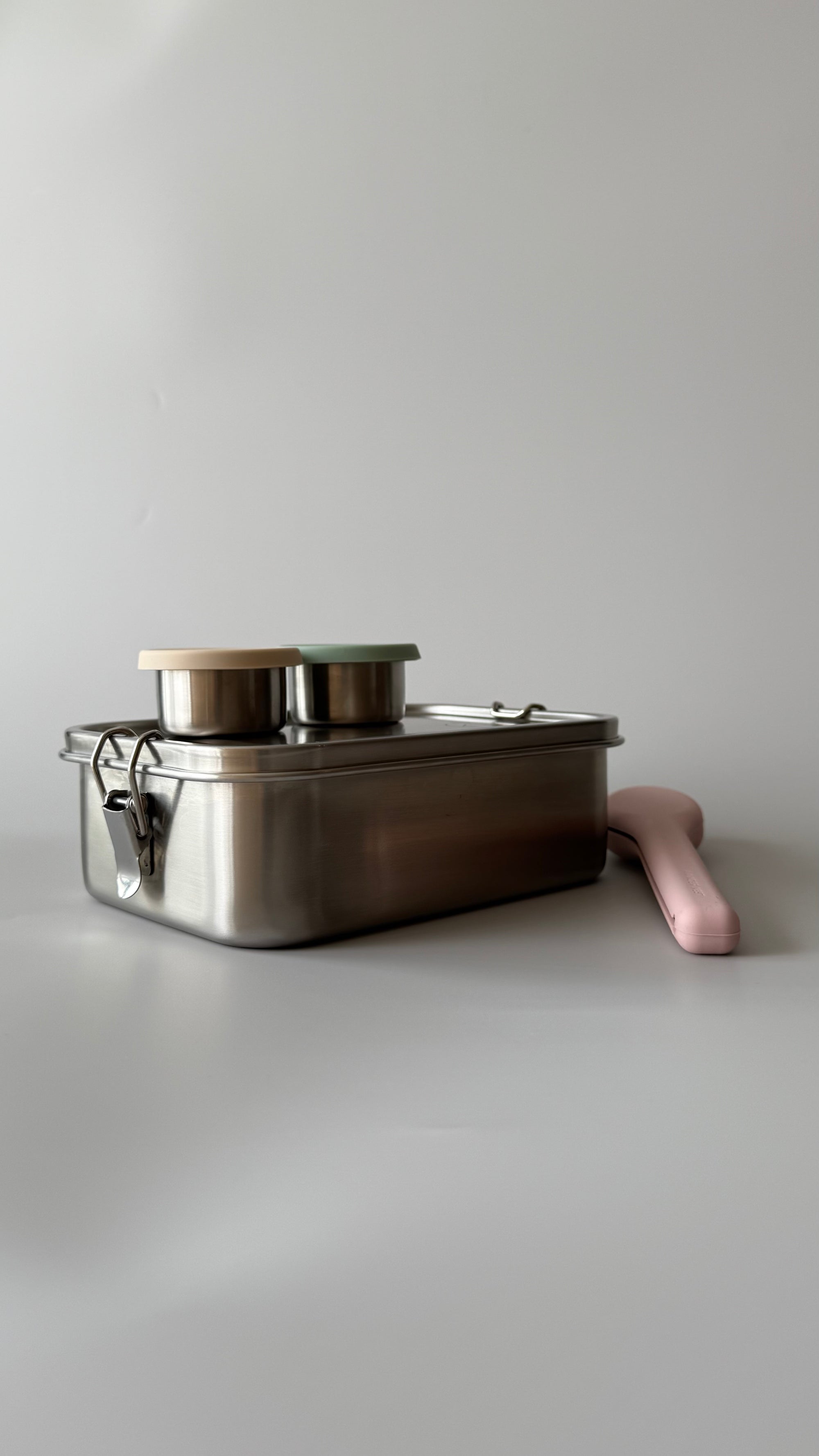 EVERYDAY ESSENTIALS BUNDLE_STAINLESS STEEL MINI CONTAINERS (DUO)_TRAVEL CUTLERY_STAINLESS STEEL LUNCH BOX