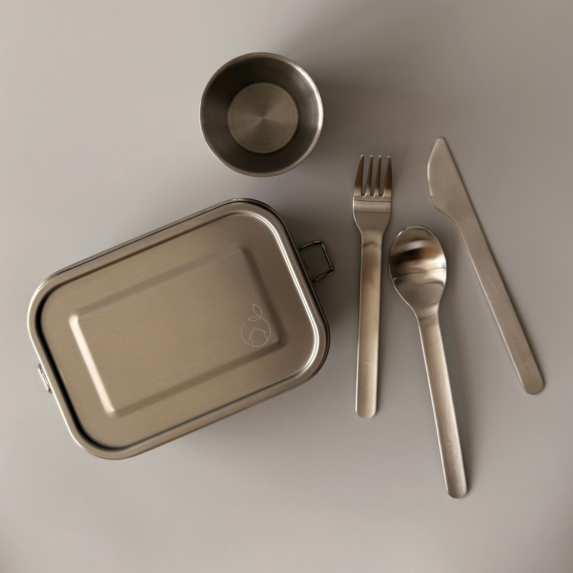 Stainless-Steel-Lunch-Box-with-divider-3sizes-2-AKinderNest